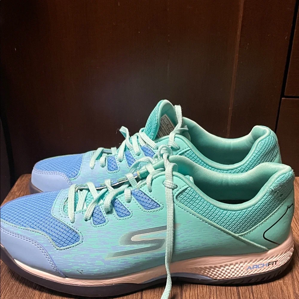 Skechers Women's Sneakers - Aqua and White
